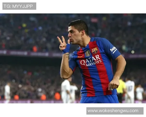 足球球星翻转庆祝动作解析：从创意突破到场上标志性风格的演变